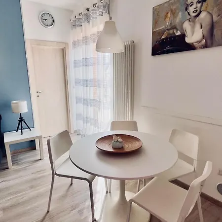 Casa Deca In The Center, Within Walking Distance Of The Sea Lägenhet *