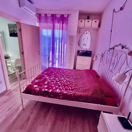 Casa Deca In The Center, Within Walking Distance Of The Sea *